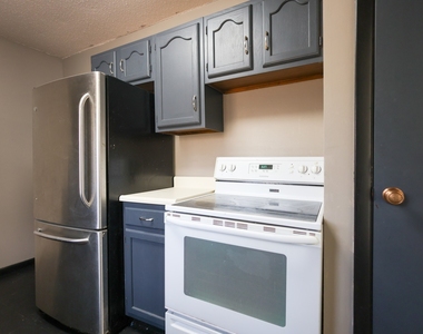 55 Fair Oaks Drive - Photo Thumbnail 18