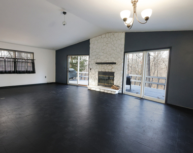 55 Fair Oaks Drive - Photo Thumbnail 15
