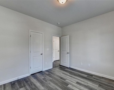 3335 Fall Branch Lane - Photo Thumbnail 23