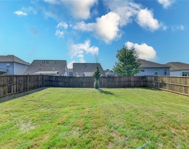 3335 Fall Branch Lane - Photo Thumbnail 39