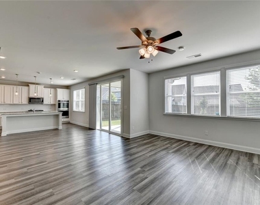 3335 Fall Branch Lane - Photo Thumbnail 9