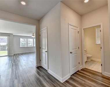 3335 Fall Branch Lane - Photo Thumbnail 3