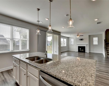 3335 Fall Branch Lane - Photo Thumbnail 13