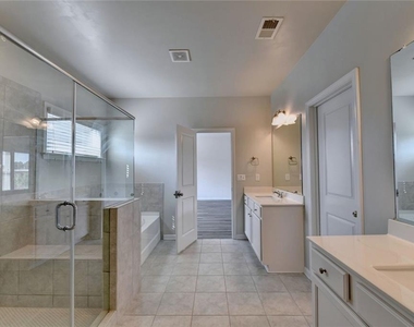 3335 Fall Branch Lane - Photo Thumbnail 35