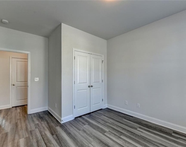 3335 Fall Branch Lane - Photo Thumbnail 6