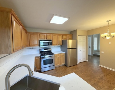 3257 Cool Springs Court - Photo Thumbnail 3