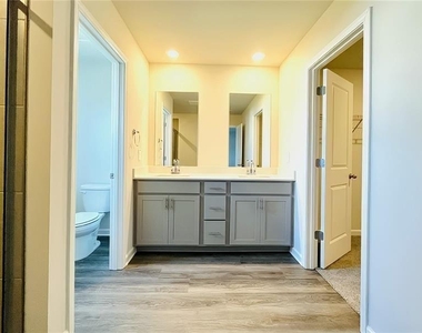 4249 Tin Hare Lane - Photo Thumbnail 10