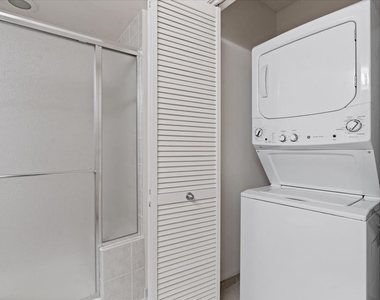 5155 Madison Street - Photo Thumbnail 12