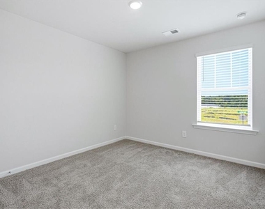 2238 Ashton Drive - Photo Thumbnail 18