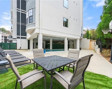 6890 Peachtree Dunwoody Road - Photo Thumbnail 24