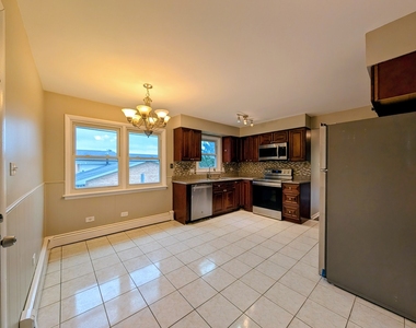 16w780 57th Street - Photo Thumbnail 12