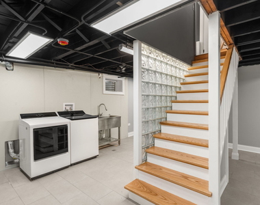 1010 W Elm Street - Photo Thumbnail 19