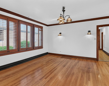 708 Mccarthy Road - Photo Thumbnail 3