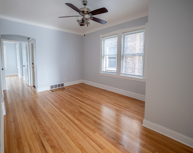 1640 N Linder Avenue - Photo Thumbnail 8