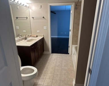 430 S Western Avenue - Photo Thumbnail 4