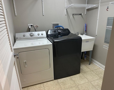430 S Western Avenue - Photo Thumbnail 35