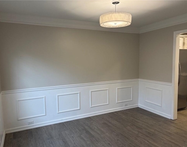 1105 Trumpet Vine Court Se - Photo Thumbnail 6