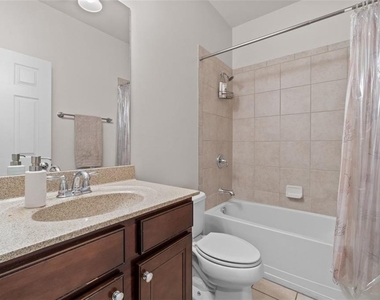 1034 East Paces Chase Ne - Photo Thumbnail 32