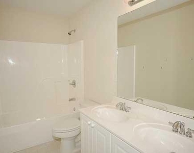 1196 Havenstone Walk - Photo Thumbnail 10
