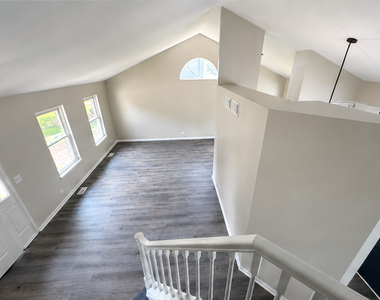 1432 Huntcliff Road - Photo Thumbnail 4