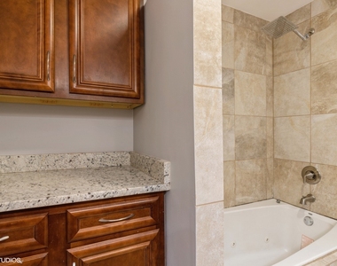 8842 Dee Road - Photo Thumbnail 12
