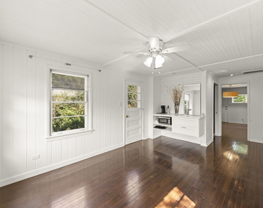 354 Indian Drive - Photo Thumbnail 6