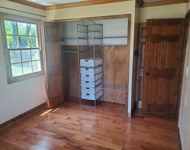 427 Justine Avenue - Photo Thumbnail 15