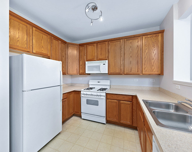 23844 Mcmullin Circle - Photo Thumbnail 7
