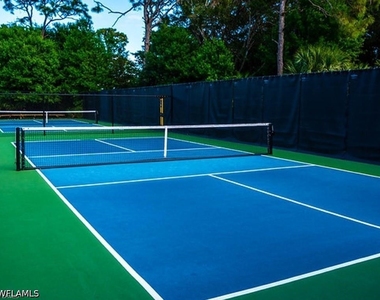 290 Naples Cove Drive - Photo Thumbnail 7
