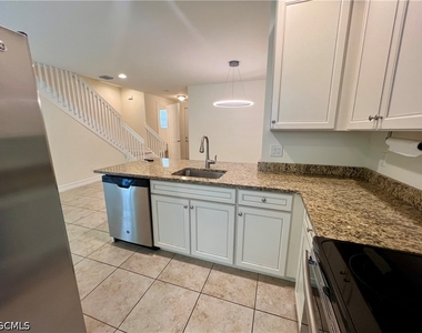 15850 Portofino Springs Boulevard - Photo Thumbnail 13