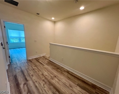 15850 Portofino Springs Boulevard - Photo Thumbnail 32