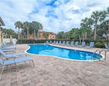15850 Portofino Springs Boulevard - Photo Thumbnail 35
