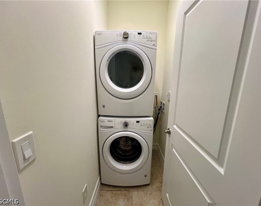 15850 Portofino Springs Boulevard - Photo Thumbnail 33