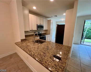 15850 Portofino Springs Boulevard - Photo Thumbnail 14