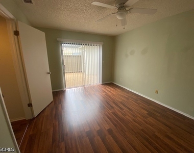 13301 Broadhurst Loop - Photo Thumbnail 3