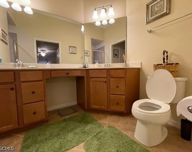 13771 Julias Way - Photo Thumbnail 19