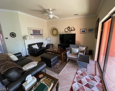 13771 Julias Way - Photo Thumbnail 5