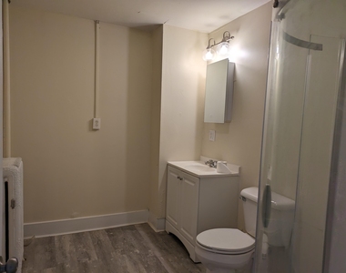 819 Elm - Photo Thumbnail 7