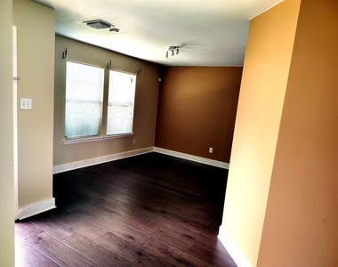 6334 Torrance Elms Court - Photo Thumbnail 2