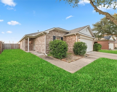 7042 Durango Creek Lane - Photo Thumbnail 2