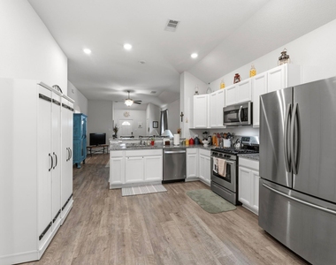 14228 Sedona Ridge Drive - Photo Thumbnail 9