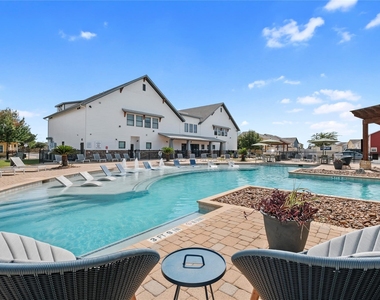 6703-102 Brookridge Court - Photo Thumbnail 14