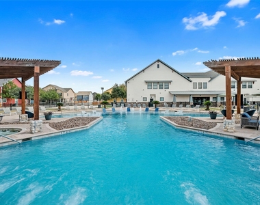 6703-102 Brookridge Court - Photo Thumbnail 16
