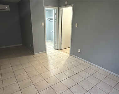 1012 Ann Street - Photo Thumbnail 1