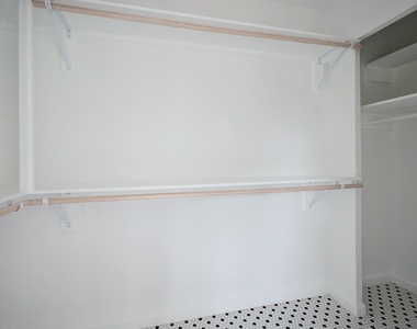 827 Le Green St - Photo Thumbnail 14