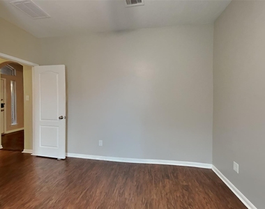 22502 Holbrook Springs Court - Photo Thumbnail 11