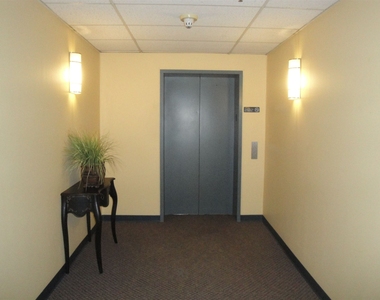 30 Hanover - Photo Thumbnail 24