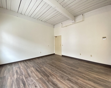 30 Hanover - Photo Thumbnail 13