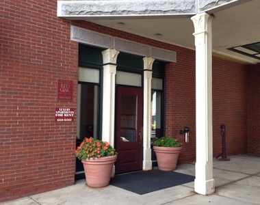 30 Hanover - Photo Thumbnail 2
