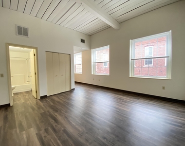 30 Hanover - Photo Thumbnail 12